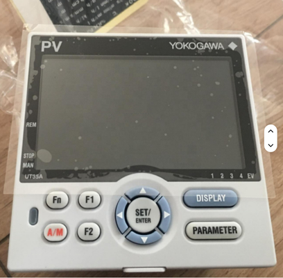 Yokogawa UT35A Regolatore di temperatura digitale Originale Nuovo