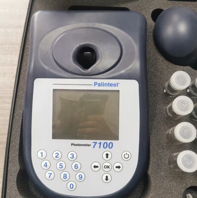 Palintest 7100 Multiparameter Benchtop Photometer with 0.1 LUX Resolution and 2.4 nm Spectral Bandwidth