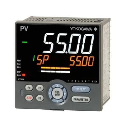 Yokogawa UT55A-001-11-00 Intermediate Temperature Controller